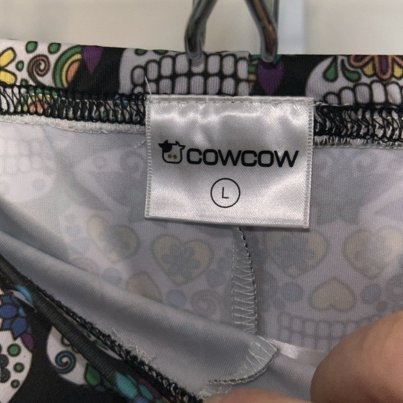 Cowcow Sugar Skull Leggings Size Large - Picture 4 of 6